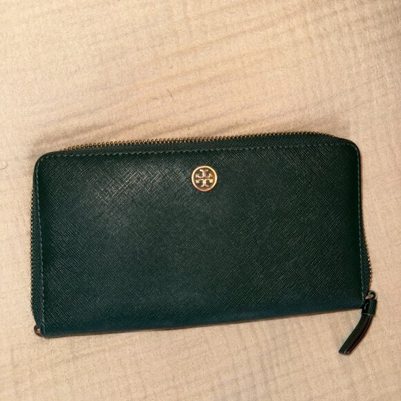 Tory Burch Wallet - Picture 2 of 4